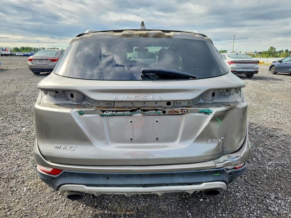 Photo 6 from auction – 2016 LINCOLN MKC with VIN 5LMCJ2D9XGUJ02884