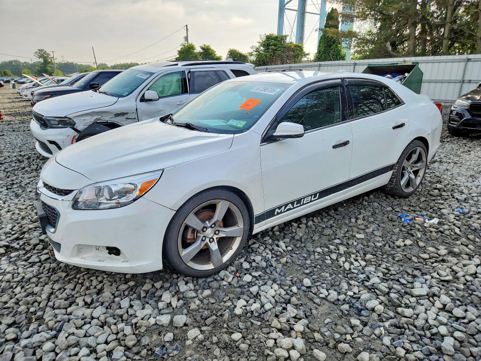 CHEVROLET MALIBU 2015 with VIN 1G11C5SL5FF354207 - Photo from auction