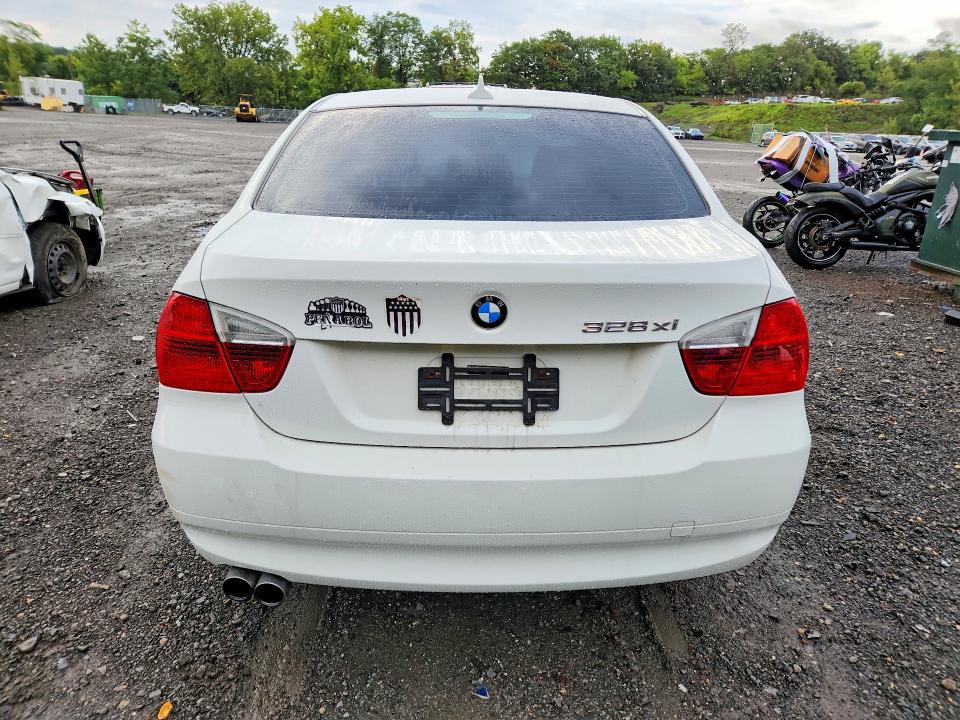 Photo 6 from auction – 2008 BMW 328 with VIN WBAVC93558K056697