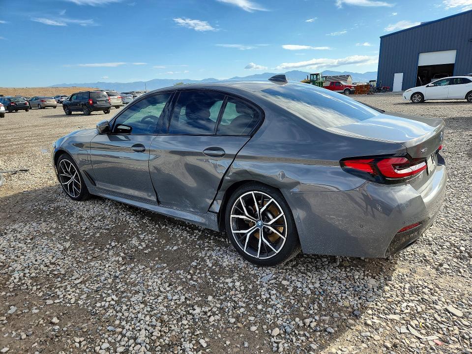 Photo 2 from auction – 2022 BMW 530XE with VIN WBA33AG0XNCJ91736