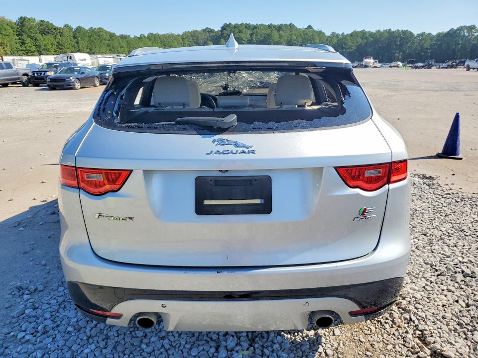 Zdjęcie 6 z aukcji – 2019 JAGUAR F-PACE z VIN SADCM2FV1KA367720