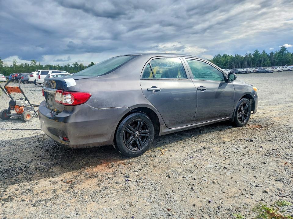 Photo 3 from auction – 2011 TOYOTA COROLLA with VIN 2T1BU4EE9BC687948
