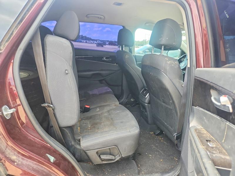 Photo 11 from auction – 2017 KIA SORENTO with VIN 5XYPG4A56HG306864