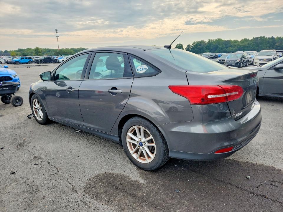 Photo 2 from auction – 2015 FORD FOCUS with VIN 1FADP3F25FL378951