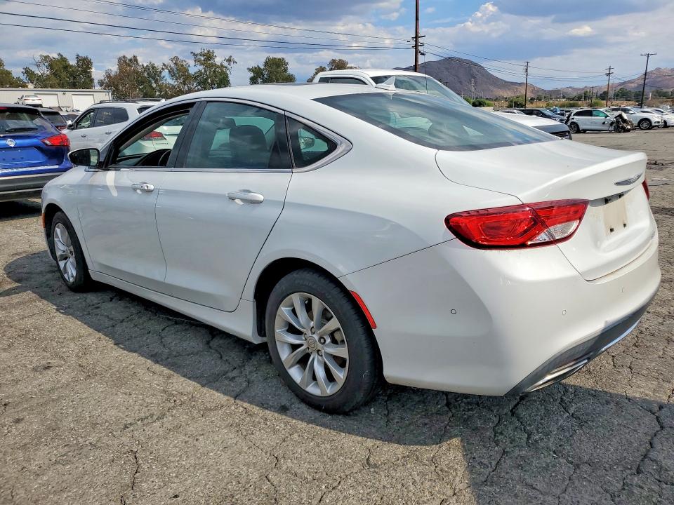 Photo 2 from auction – 2015 CHRYSLER 200 with VIN 1C3CCCCG6FN711264