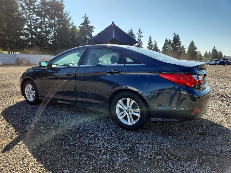 Photo 2 from auction – 2014 HYUNDAI SONATA with VIN 5NPEB4AC9EH879461