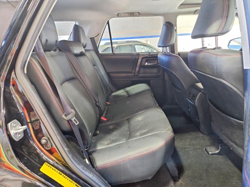 Снимка 11 от търг – 2014 TOYOTA 4RUNNER с VIN JTEBU5JRXE5201000