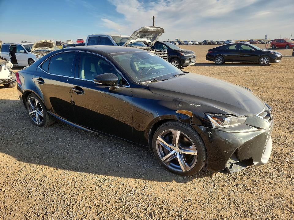 صورة رقم 4 من المزاد - 2017 LEXUS IS مع VIN JTHCE1D25H5013971