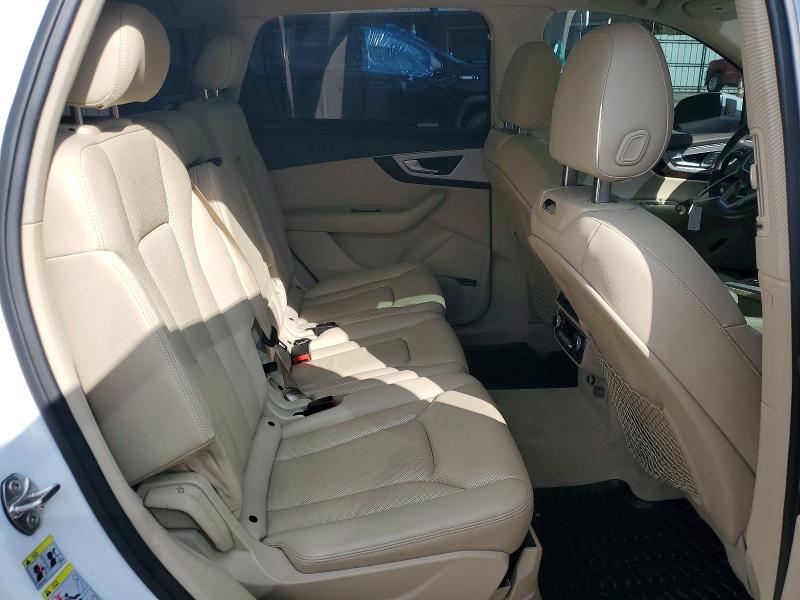 Снимка 11 от търг – 2018 AUDI Q7 с VIN WA1LHAF78JD039732