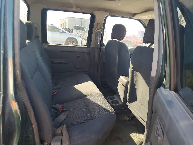 Photo 10 from auction – 2001 NISSAN FRONTIER with VIN 1N6ED27T51C403720
