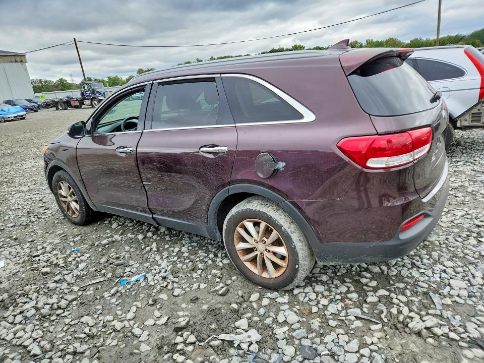 Zdjęcie 2 z aukcji – 2016 KIA SORENTO z VIN 5XYPG4A38GG028479