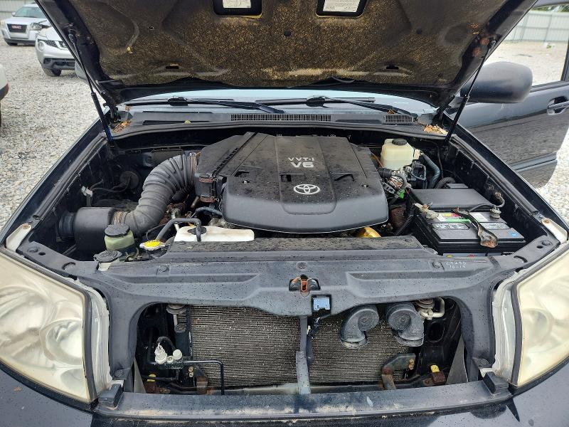 Фото 12 с аукциона – 2005 TOYOTA 4RUNNER с VIN JTEBU14R350061146
