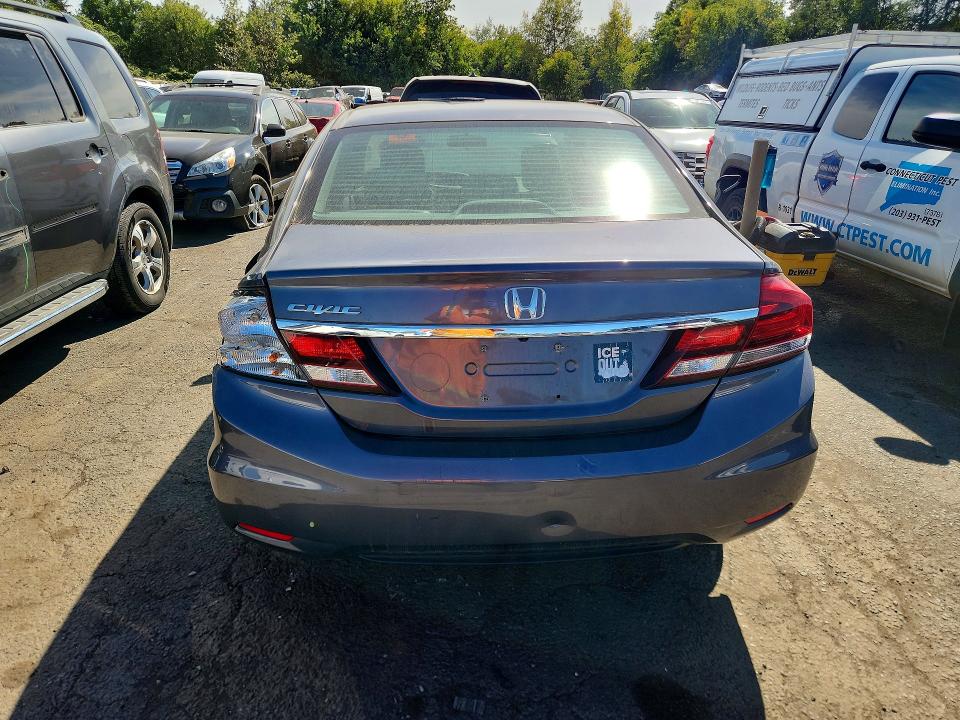 Снимка 6 от търг – 2015 HONDA CIVIC с VIN 2HGFB2F52FH509824