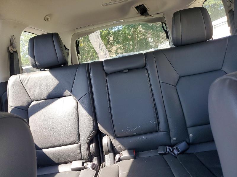 Photo 10 from auction – 2015 HONDA PILOT with VIN 5FNYF4H78FB017830