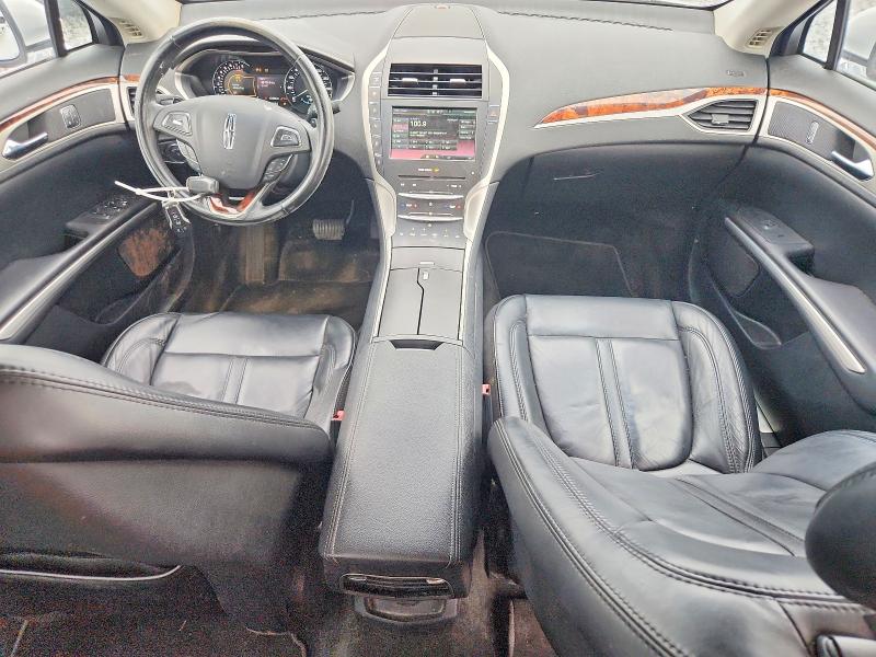 Снимка 8 от търг – 2016 LINCOLN MKZ с VIN 3LN6L2G97GR601283