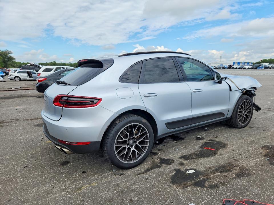 Photo 3 from auction – 2018 PORSCHE MACAN with VIN WP1AB2A52JLB35502