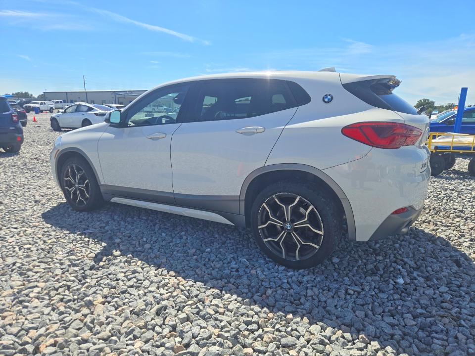 Photo 2 from auction – 2018 BMW X2 with VIN WBXYJ5C37JEF74768