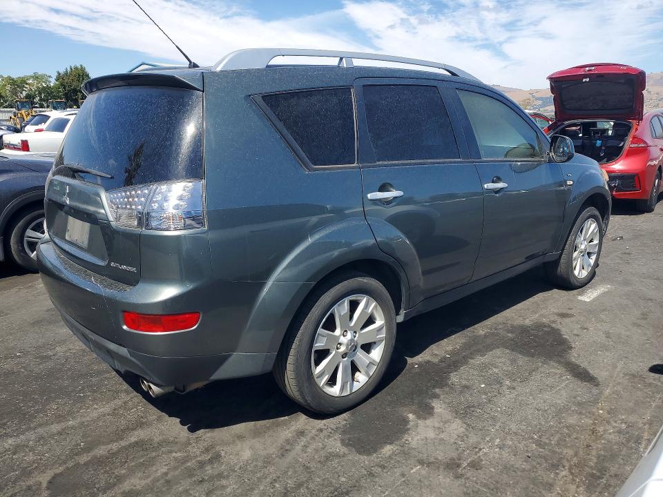 Снимка 3 от търг – 2008 MITSUBISHI OUTLANDER с VIN JA4MS41X58Z004027