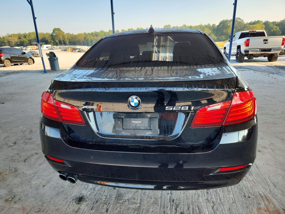 Photo 6 from auction – 2016 BMW 528 with VIN WBA5A7C51GG144707