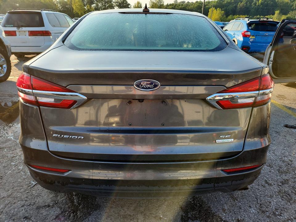 Zdjęcie 6 z aukcji – 2020 FORD FUSION z VIN 3FA6P0HDXLR135154