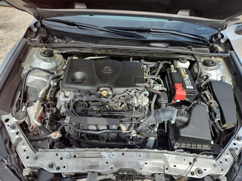 Photo 11 from auction – 2022 TOYOTA CAMRY with VIN 4T1G11AK0NU710576