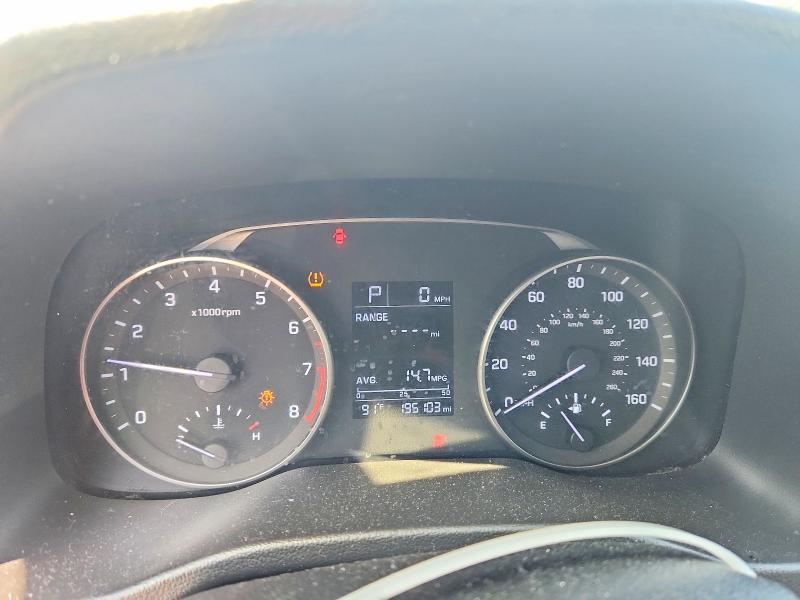 Photo 9 from auction – 2017 HYUNDAI ELANTRA with VIN 5NPD74LF8HH137612
