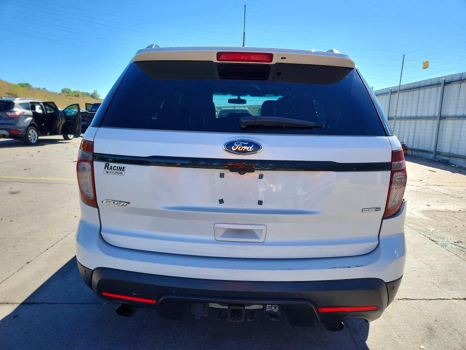 Photo 6 from auction – 2015 FORD EXPLORER with VIN 1FM5K8GT8FGA12858