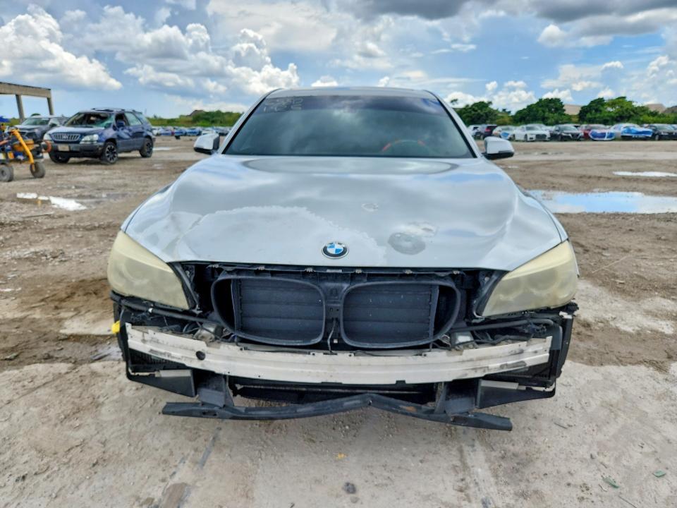 Photo 5 from auction – 2014 BMW 740 with VIN WBAYE4C50ED138749