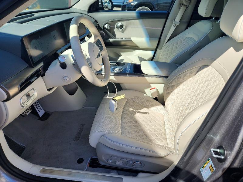 Photo 7 from auction – 2023 GENESIS GV60 with VIN KMUKEDTBXPU009867