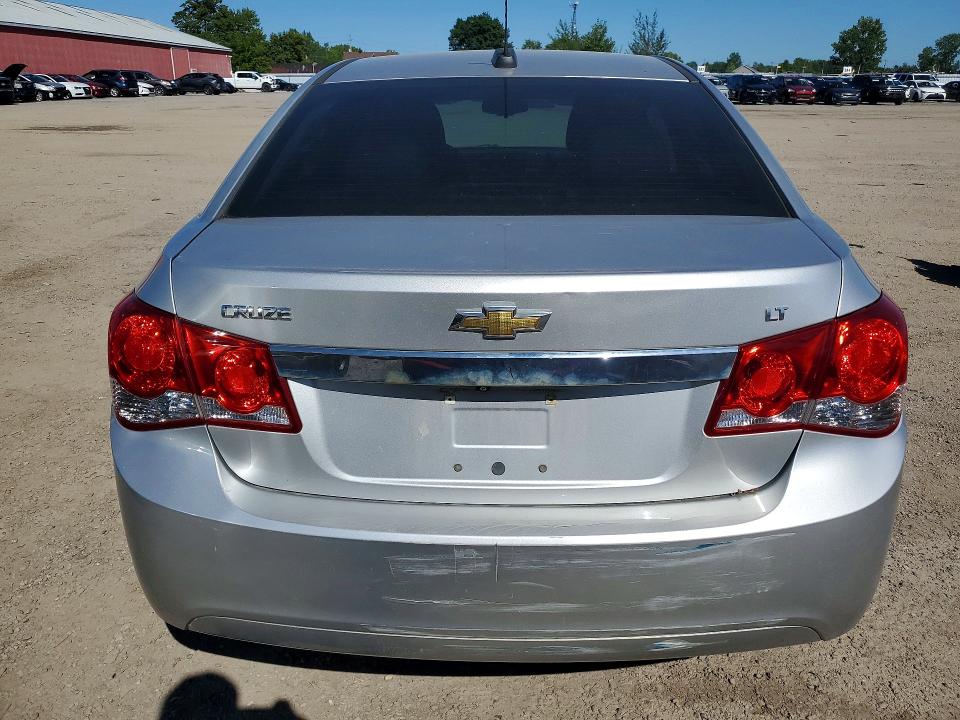 Photo 6 from auction – 2015 CHEVROLET CRUZE with VIN 1G1PC5SB3F7271225