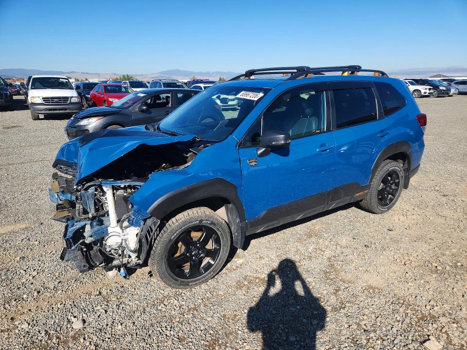 Zdjęcie 1 z aukcji – 2022 SUBARU FORESTER z VIN JF2SKAMC4NH443114