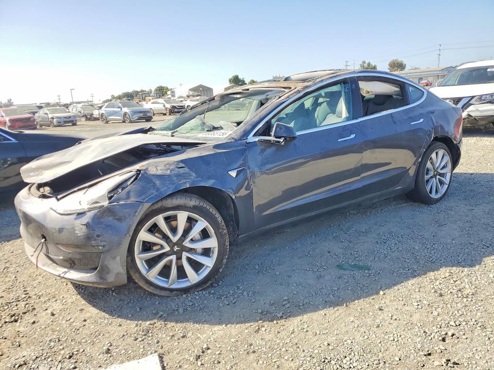 2020 TESLA MODEL 3 - Търг №69065156