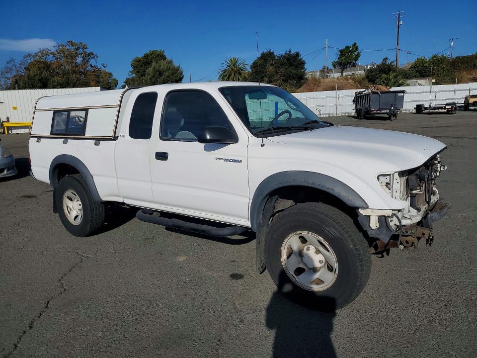 Photo 4 from auction – 2002 TOYOTA TACOMA with VIN 5TESM92N02Z062110