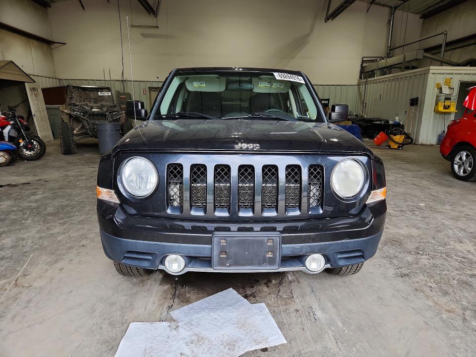 Photo 5 from auction – 2011 JEEP PATRIOT with VIN 1J4NF4GB5BD180603