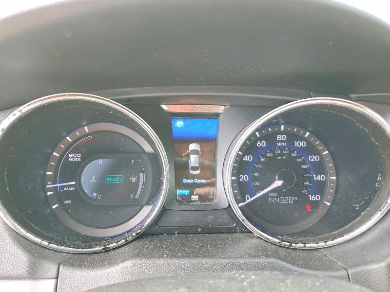 Photo 9 from auction – 2013 HYUNDAI SONATA with VIN KMHEC4A43DA078970