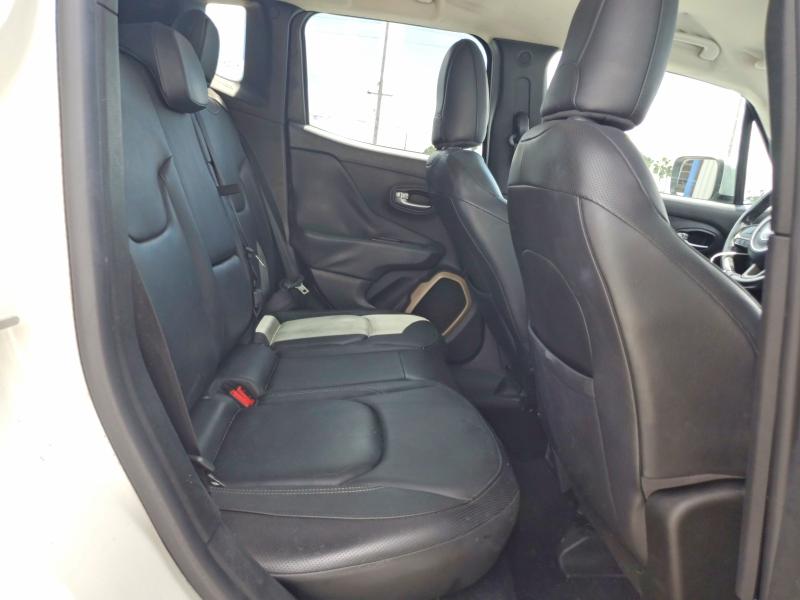 Zdjęcie 11 z aukcji – 2016 JEEP RENEGADE z VIN ZACCJADT2GPD58239