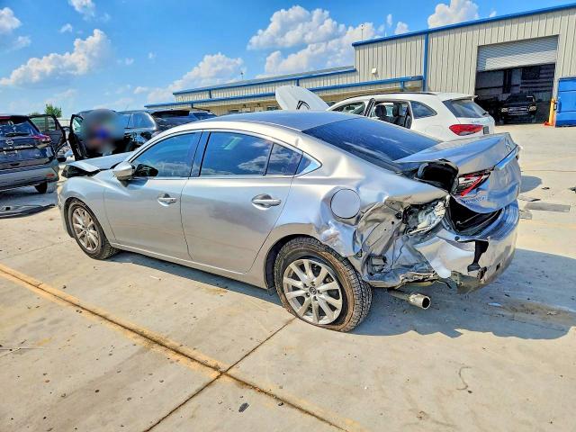 Photo 2 from auction – 2015 MAZDA 6 with VIN JM1GJ1U53F1180908