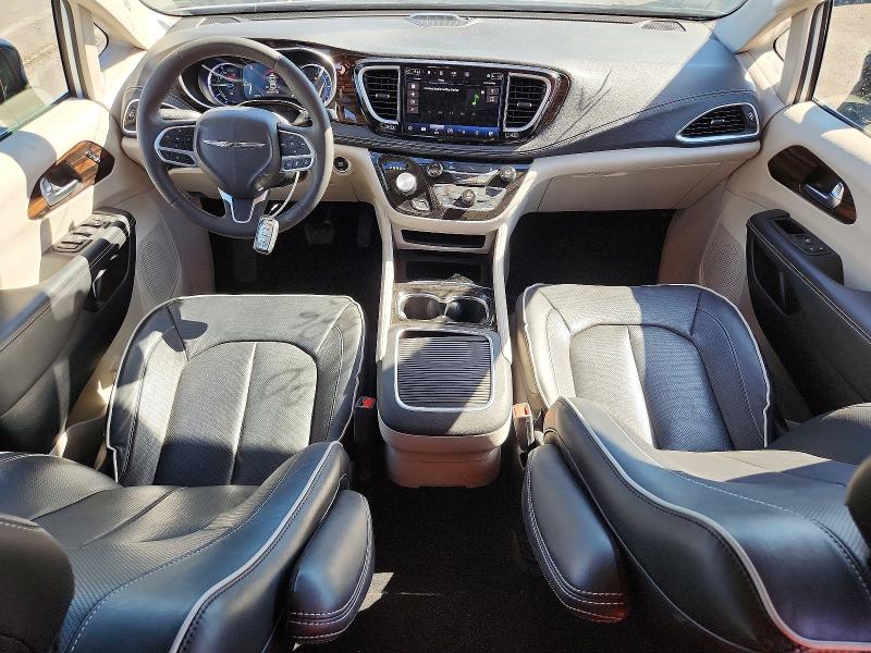 Photo 8 from auction – 2023 CHRYSLER PACIFICA with VIN 2C4RC1S72PR626826