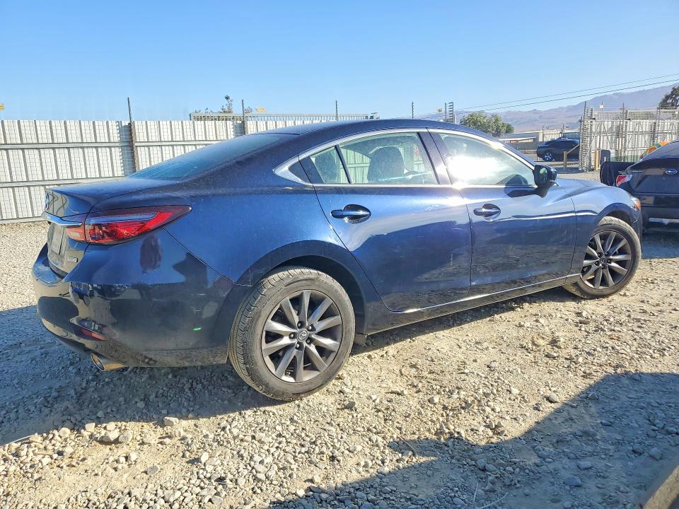 Фото 3 с аукциона – 2018 MAZDA 6 с VIN JM1GL1UM4J1332494