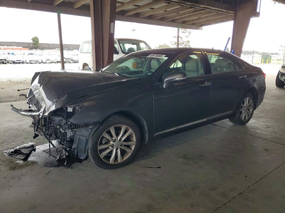 LEXUS ES 2012 with VIN JTHBK1EG0C2492356 - Photo from auction