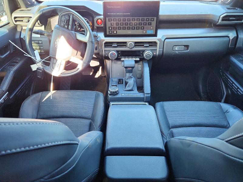 Zdjęcie 8 z aukcji – 2025 TOYOTA 4RUNNER z VIN JTEVB5BRXS5004065