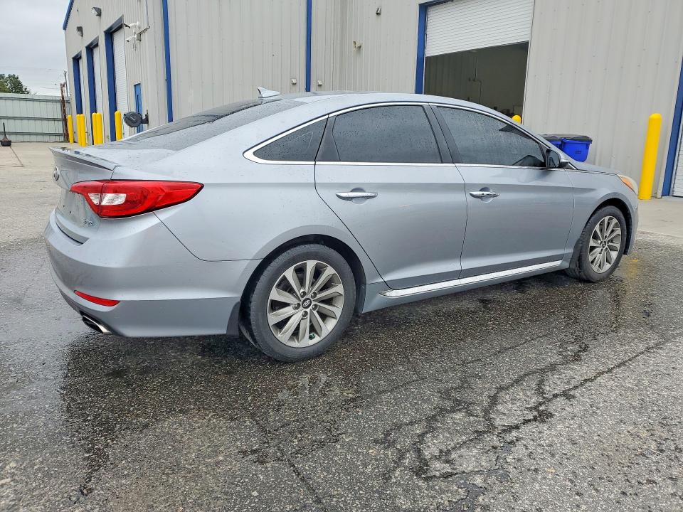 Photo 3 from auction – 2017 HYUNDAI SONATA with VIN 5NPE34AF3HH578244