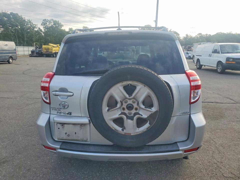 Снимка 6 от търг – 2011 TOYOTA RAV4 с VIN 2T3BF4DV0BW082539