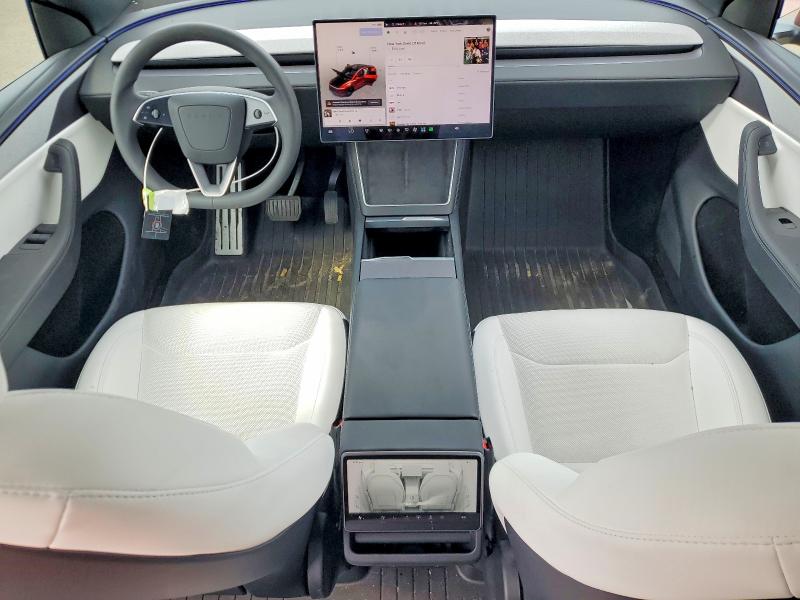Zdjęcie 8 z aukcji – 2026 TESLA MODEL Y z VIN 7SAYGDEE1TA637818