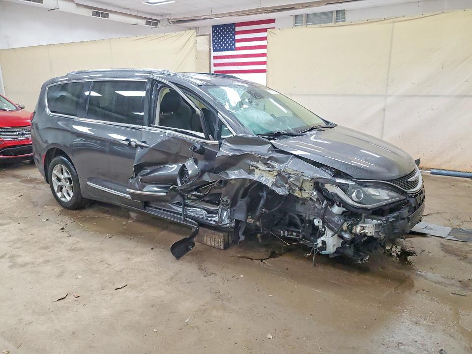 Foto 4 de la subasta – 2020 CHRYSLER PACIFICA con VIN 2C4RC1GG0LR263025