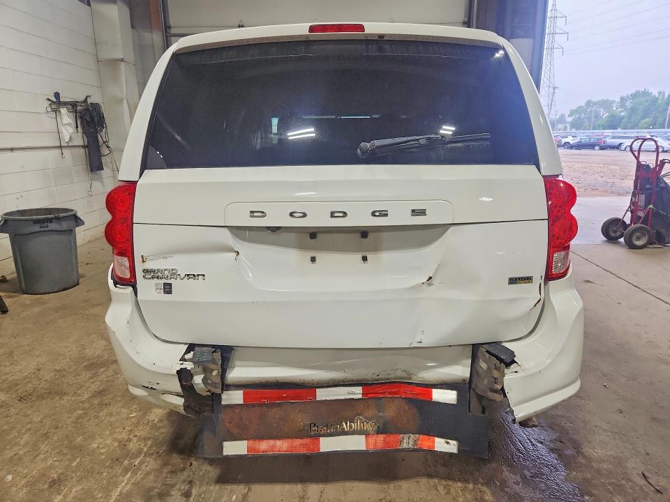 Photo 6 from auction – 2017 DODGE GRAND CARAVAN with VIN 2C4RDGBG6HR776522