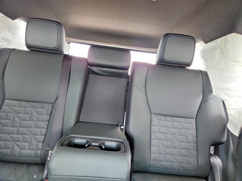 Photo 10 from auction – 2026 TOYOTA 4RUNNER with VIN JTEVB5BR3T5032498