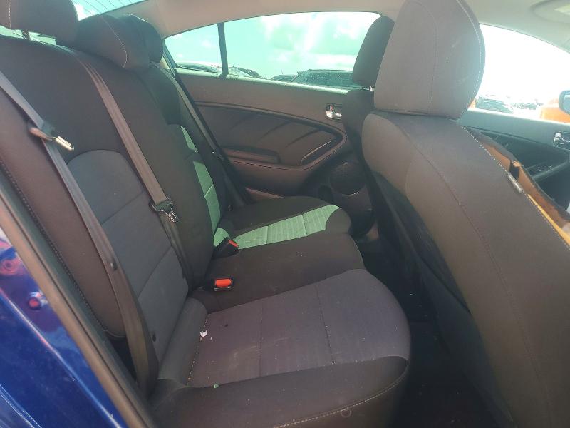 صورة رقم 10 من المزاد - 2018 KIA FORTE مع VIN 3KPFL4A70JE225418