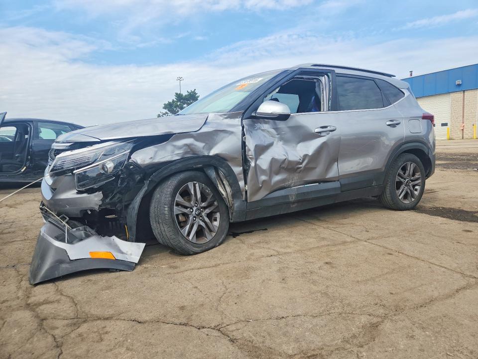 KIA SELTOS 2021 with VIN KNDEU2AA1M7104944 - Photo from auction