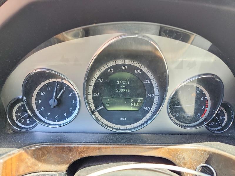 Photo 9 from auction – 2010 MERCEDES-BENZ E with VIN WDDHF8HB7AA073924